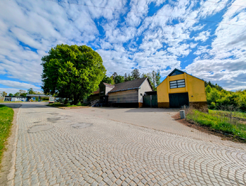 přístup ... - Prodej restaurace 1284 m², Skuhrov
