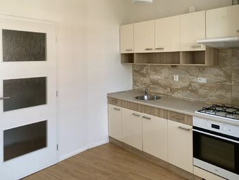 Pronájem bytu 1+kk v osobním vlastnictví 33 m², Chomutov