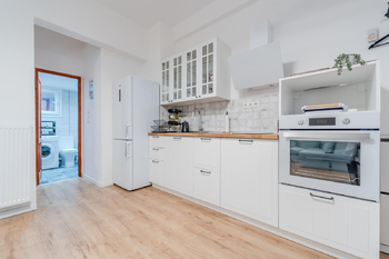 Prodej bytu 1+1 v osobním vlastnictví 48 m², Pireas