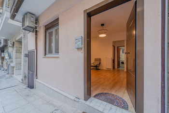 Prodej bytu 1+1 v osobním vlastnictví 48 m², Pireas