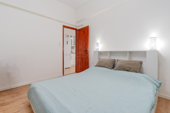 Prodej bytu 1+1 v osobním vlastnictví 48 m², Pireas