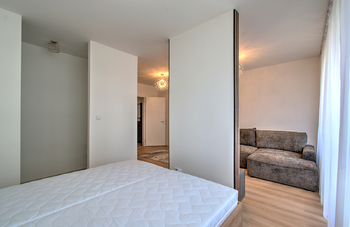 Pronájem bytu 2+kk v družstevním vlastnictví 50 m², Praha 5 - Třebonice