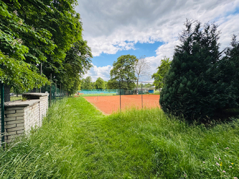 Prodej pozemku 5647 m², Slavkov u Brna