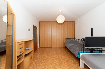 Prodej bytu 1+1 v osobním vlastnictví 38 m², Praha 4 - Libuš