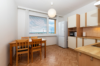 Prodej bytu 1+1 v osobním vlastnictví 38 m², Praha 4 - Libuš