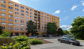 Prodej bytu 1+1 v osobním vlastnictví 38 m², Praha 4 - Libuš