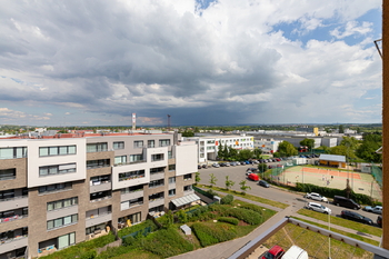 Pohled z okna  - Prodej bytu 1+1 v osobním vlastnictví 38 m², Praha 4 - Libuš