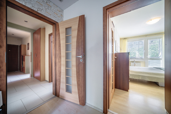 Prodej bytu 4+1 v osobním vlastnictví 90 m², Praha 5 - Hlubočepy
