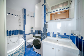 Prodej bytu 4+1 v osobním vlastnictví 90 m², Praha 5 - Hlubočepy