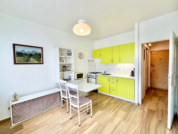 Prodej bytu 1+1 v osobním vlastnictví 38 m², Jablonec nad Nisou