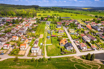 Prodej pozemku 1316 m², Kluky