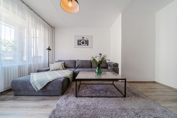obývací pokoj foto 4 - Prodej bytu 4+1 v osobním vlastnictví 87 m², Brno 