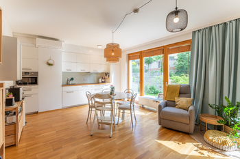 Prodej bytu 3+kk v osobním vlastnictví 71 m², Praha 5 - Smíchov