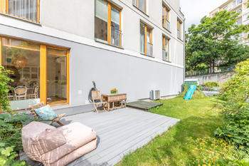 Prodej bytu 3+kk v osobním vlastnictví 71 m², Praha 5 - Smíchov
