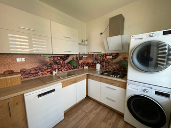 Prodej bytu 2+1 v osobním vlastnictví 56 m², Karlovy Vary