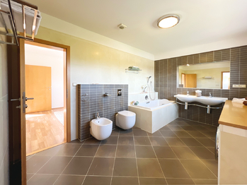 Prodej domu 270 m², Praha 9 - Klánovice