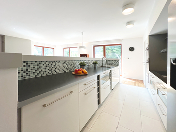 Prodej domu 270 m², Praha 9 - Klánovice