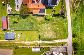 Prodej pozemku 678 m², Kluky