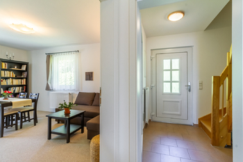 Obývací pokoj - Prodej domu 131 m², Praha 5 - Řeporyje