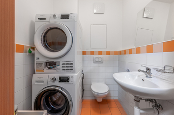 Prodej bytu 3+kk v osobním vlastnictví 73 m², Praha 9 - Hloubětín
