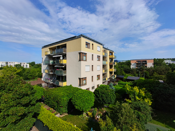 Prodej bytu 3+kk v osobním vlastnictví 73 m², Praha 9 - Hloubětín
