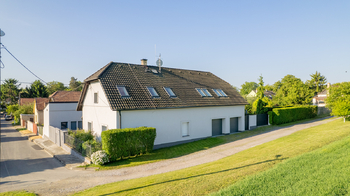 Prodej domu 175 m², Chrášťany