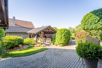 Prodej domu 175 m², Chrášťany