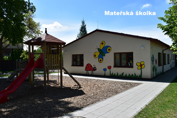 Prodej domu 242 m², Dolany