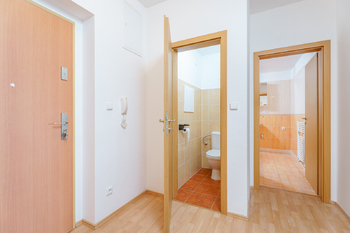 předsíň - Prodej bytu 3+kk v osobním vlastnictví 126 m², Čelákovice