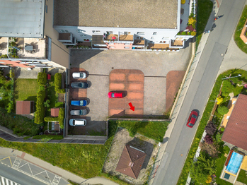 parkovací místo - Prodej bytu 3+kk v osobním vlastnictví 126 m², Čelákovice