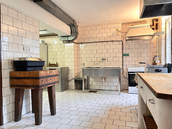 kuchyně 32m2 + sklad 11m2 - Pronájem restaurace 190 m², Praha 9 - Újezd nad Lesy