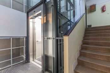 Pronájem bytu 1+kk v družstevním vlastnictví 27 m², Praha 4 - Nusle