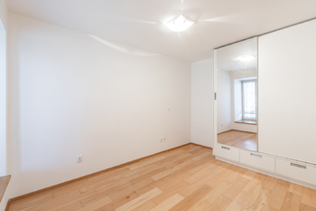 Pronájem bytu 2+kk v osobním vlastnictví 47 m², Praha 5 - Lochkov