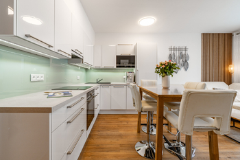 Prodej bytu 2+kk v osobním vlastnictví 56 m², Praha 10 - Uhříněves