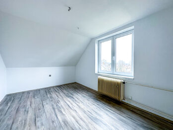 dětský pokoj - Prodej domu 283 m², Rožmitál pod Třemšínem
