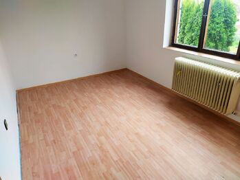 pokoj v přízemí - Prodej domu 283 m², Rožmitál pod Třemšínem
