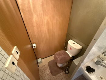 Toaleta - Pronájem bytu 1+1 v osobním vlastnictví 45 m², Ústí nad Labem