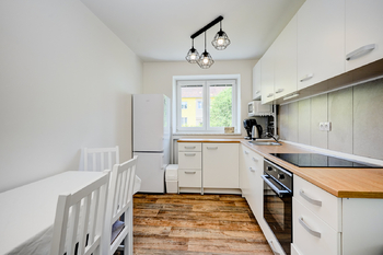 Pronájem bytu 2+1 v osobním vlastnictví 60 m², Adamov