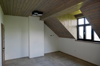 Prodej domu 311 m², Dolní Lomná