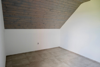 Prodej domu 311 m², Dolní Lomná