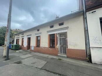 Českobratrská⎟Petr Sonnenschein⎟+420 778 750 999⎟RE/MAX Centrum - Pronájem obchodních prostor 215 m², Ostrava