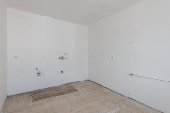 Prodej bytu 2+1 v osobním vlastnictví 83 m², Praha 10 - Hostivař