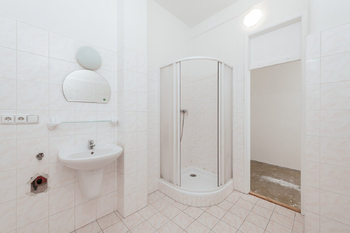Prodej bytu 3+1 v osobním vlastnictví 97 m², Praha 10 - Hostivař