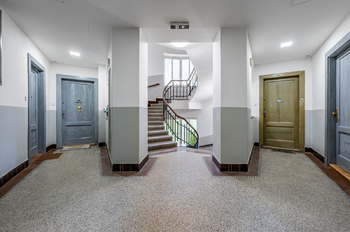 Prodej bytu 1+1 v osobním vlastnictví 53 m², Praha 6 - Bubeneč