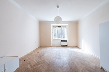 Prodej bytu 1+1 v osobním vlastnictví 53 m², Praha 6 - Bubeneč