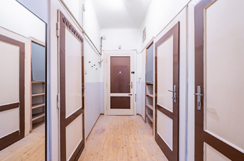 Prodej bytu 1+1 v osobním vlastnictví 53 m², Praha 6 - Bubeneč