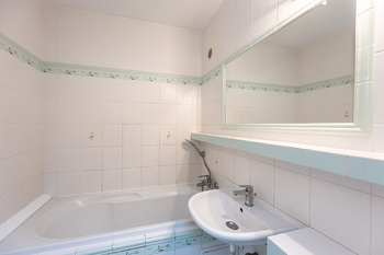 Pronájem bytu 3+1 v osobním vlastnictví 75 m², Praha 8 - Bohnice