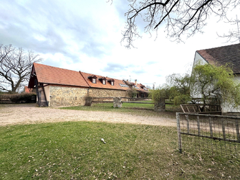 pohled na nemovitost - Prodej domu 372 m², Buzice