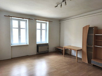 Pronájem bytu 1+1 v družstevním vlastnictví 53 m², Jindřichův Hradec