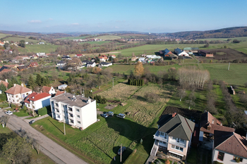 Prodej pozemku 1277 m², Nezdenice